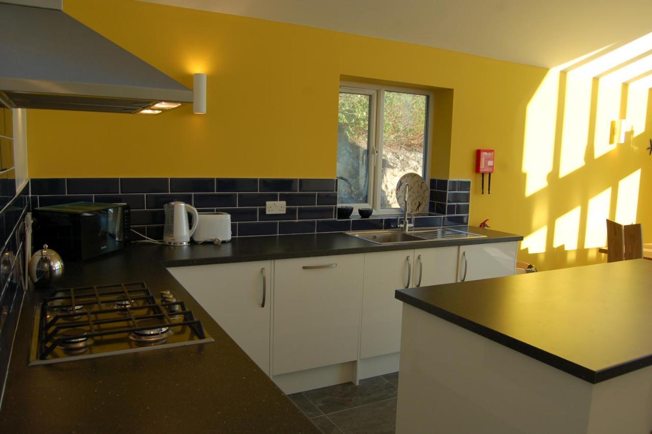 Beautiful, Modern Villa 5 Mins Walk From The Stunning Bay At Trearddur Holyhead Exteriör bild